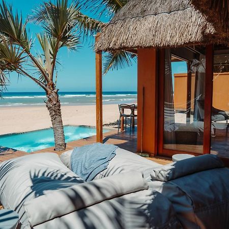 Eclectic Beach Retreat Cabo Nhamua エクステリア 写真