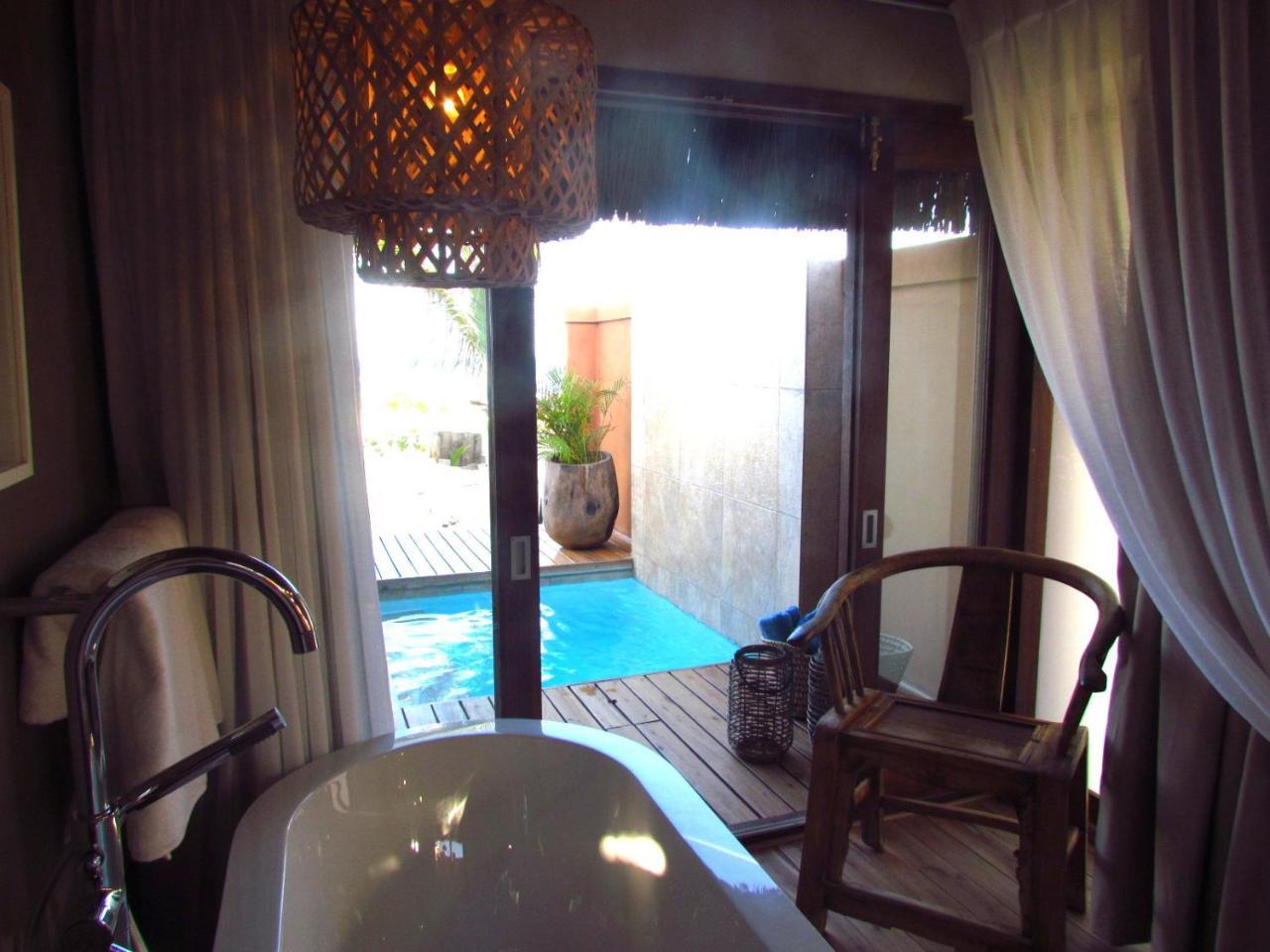 Eclectic Beach Retreat Cabo Nhamua エクステリア 写真