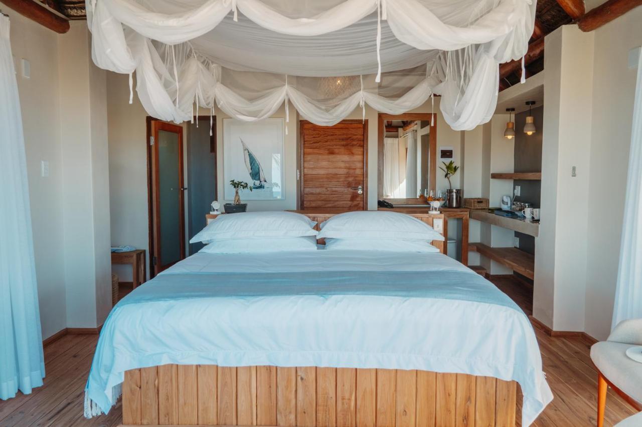 Eclectic Beach Retreat Cabo Nhamua エクステリア 写真