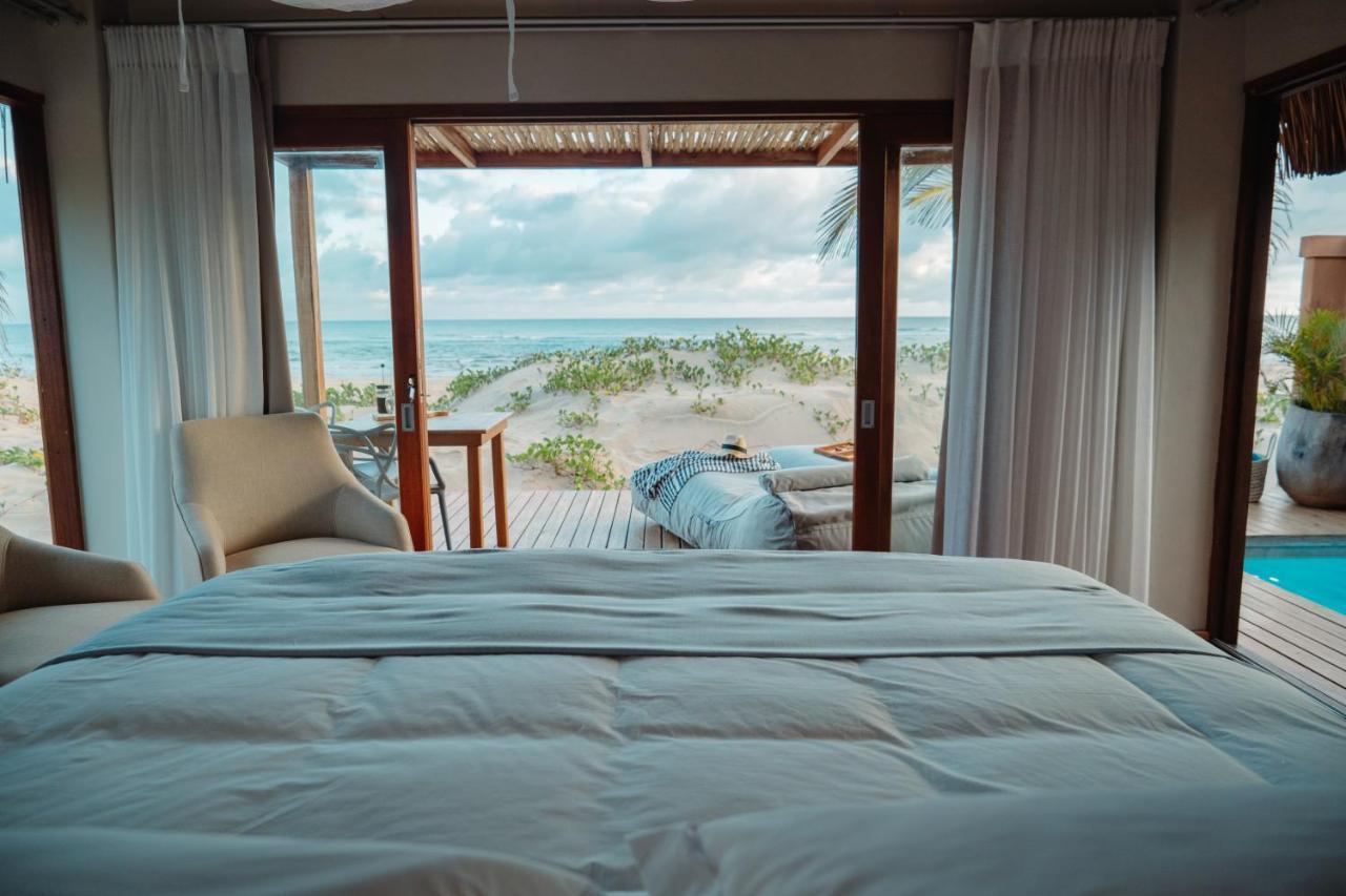 Eclectic Beach Retreat Cabo Nhamua エクステリア 写真